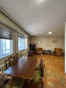 Prodaje se stan na Limanu 2, Trosoban, Odlično održavan